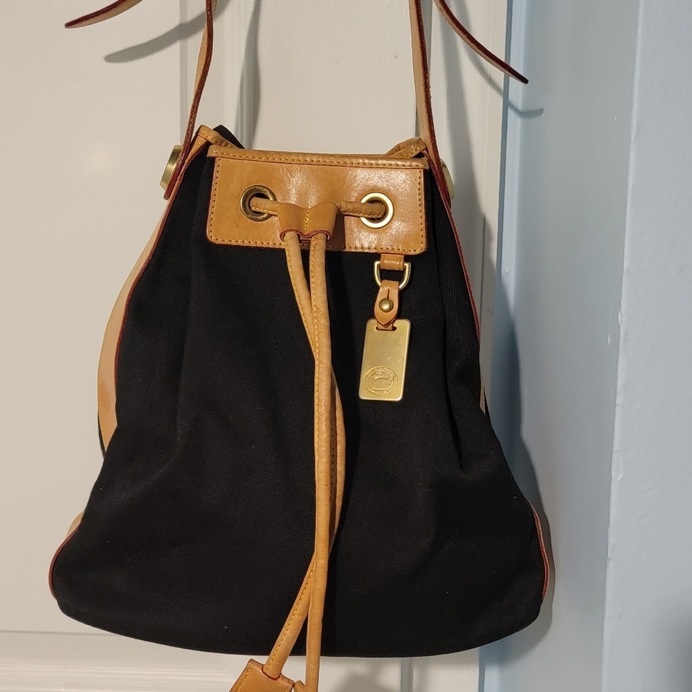 Dooney & Bourke bucket bag